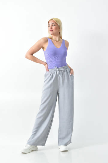  - Πλεκτό τοπ με V λαιμόκοψη και τιράντες σε λιλά