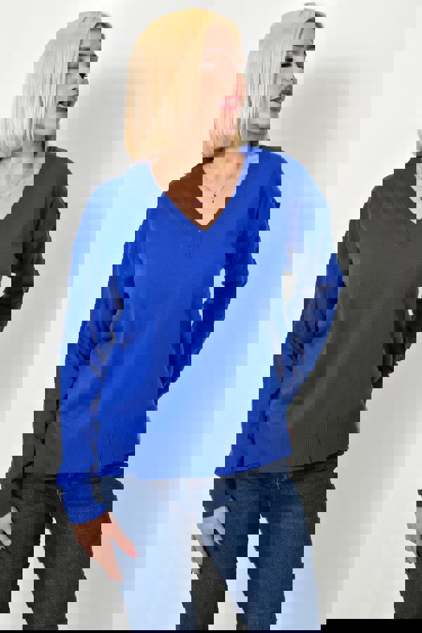  - Γυναικείο μακρύ πλεκτό μπλουζάκι, με V λαιμόκοψη και μακριά μανίκια σε μπλε ρουά