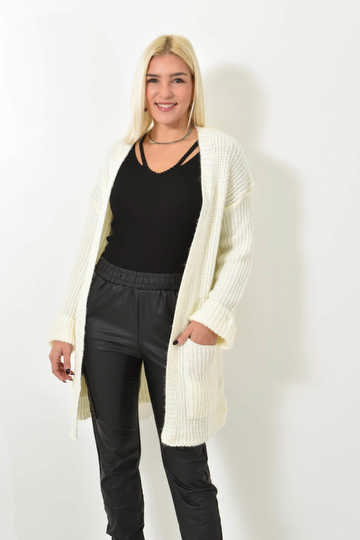  - Γυναικεία ζακέτα πλεκτή με τσέπες εκρού